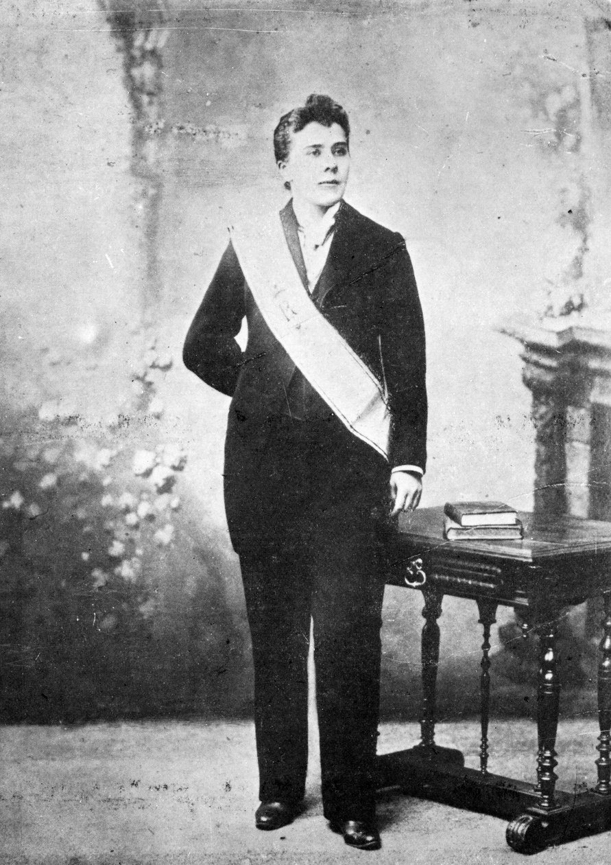 La soi-disant Diana Vaughan, habillée en inspecteur du Palladisme, vers 1895 - French Photographer