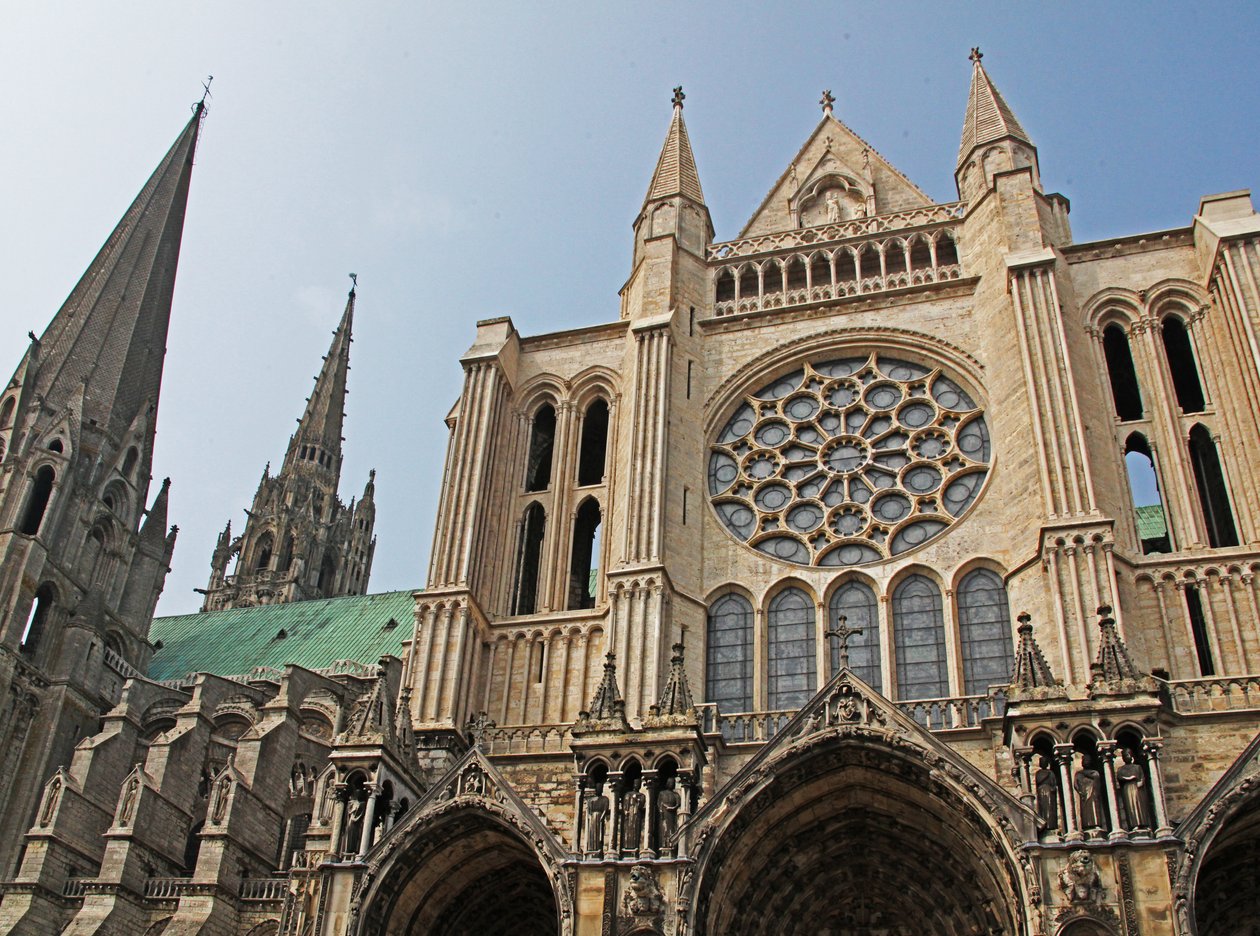 Vue de la façade sud - French School