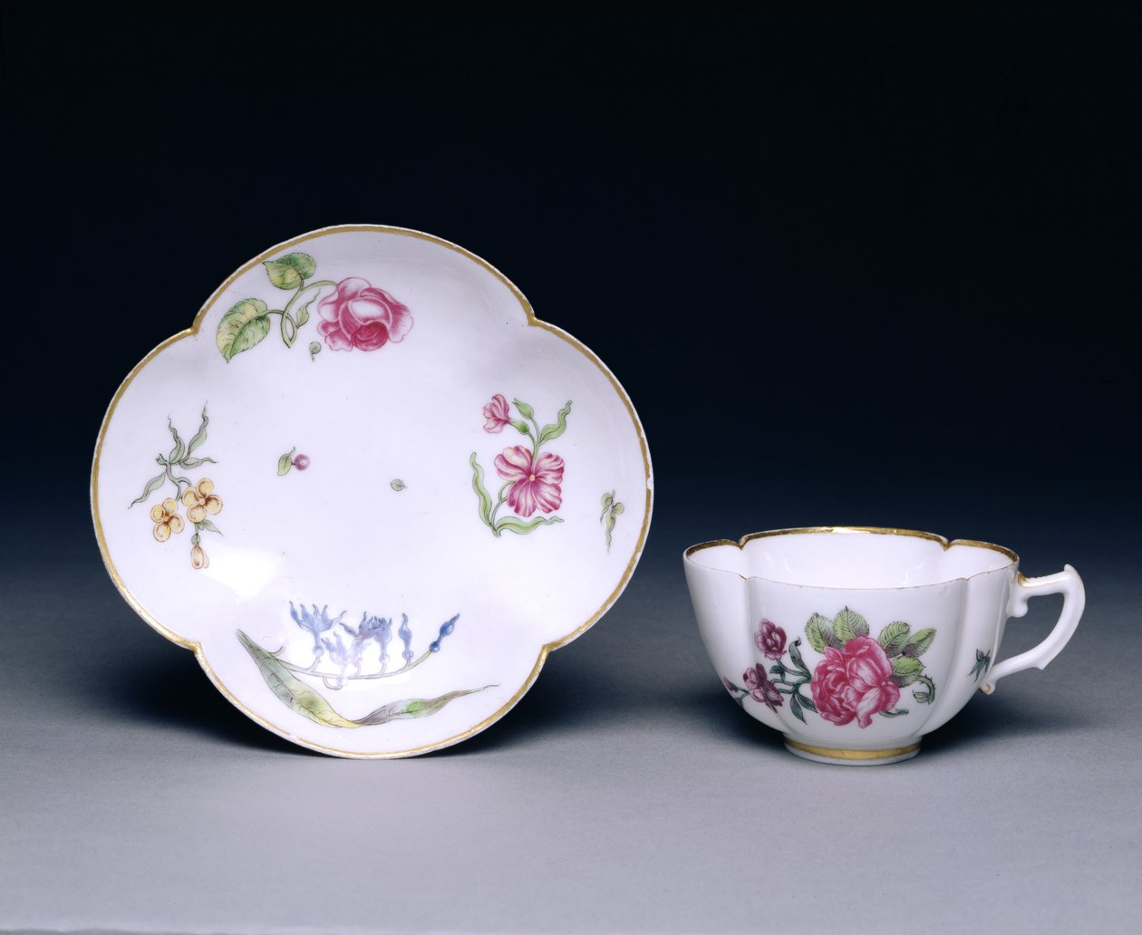 Tasse et soucoupe, Vincennes, vers 1745-52 - French School