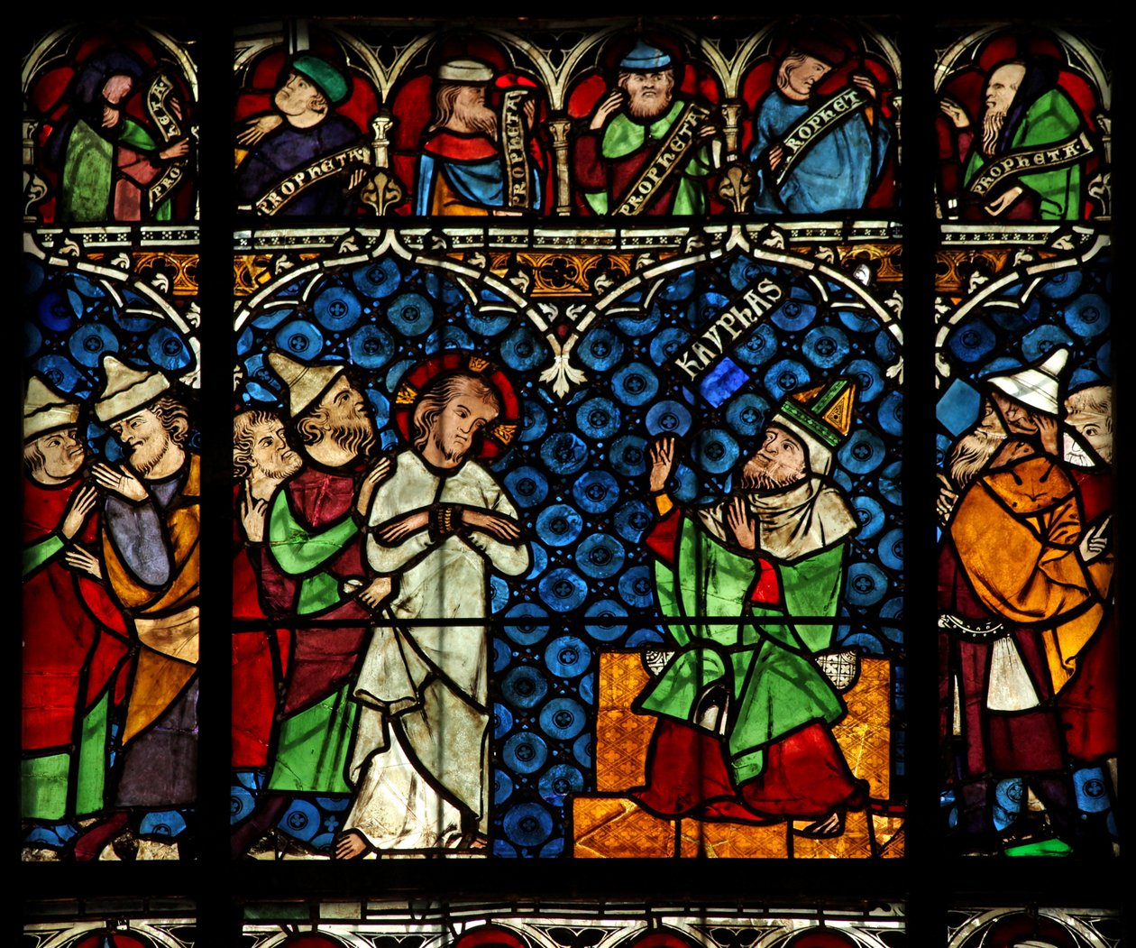 Fenêtre w12 représentant Jésus devant Caïphe - French School
