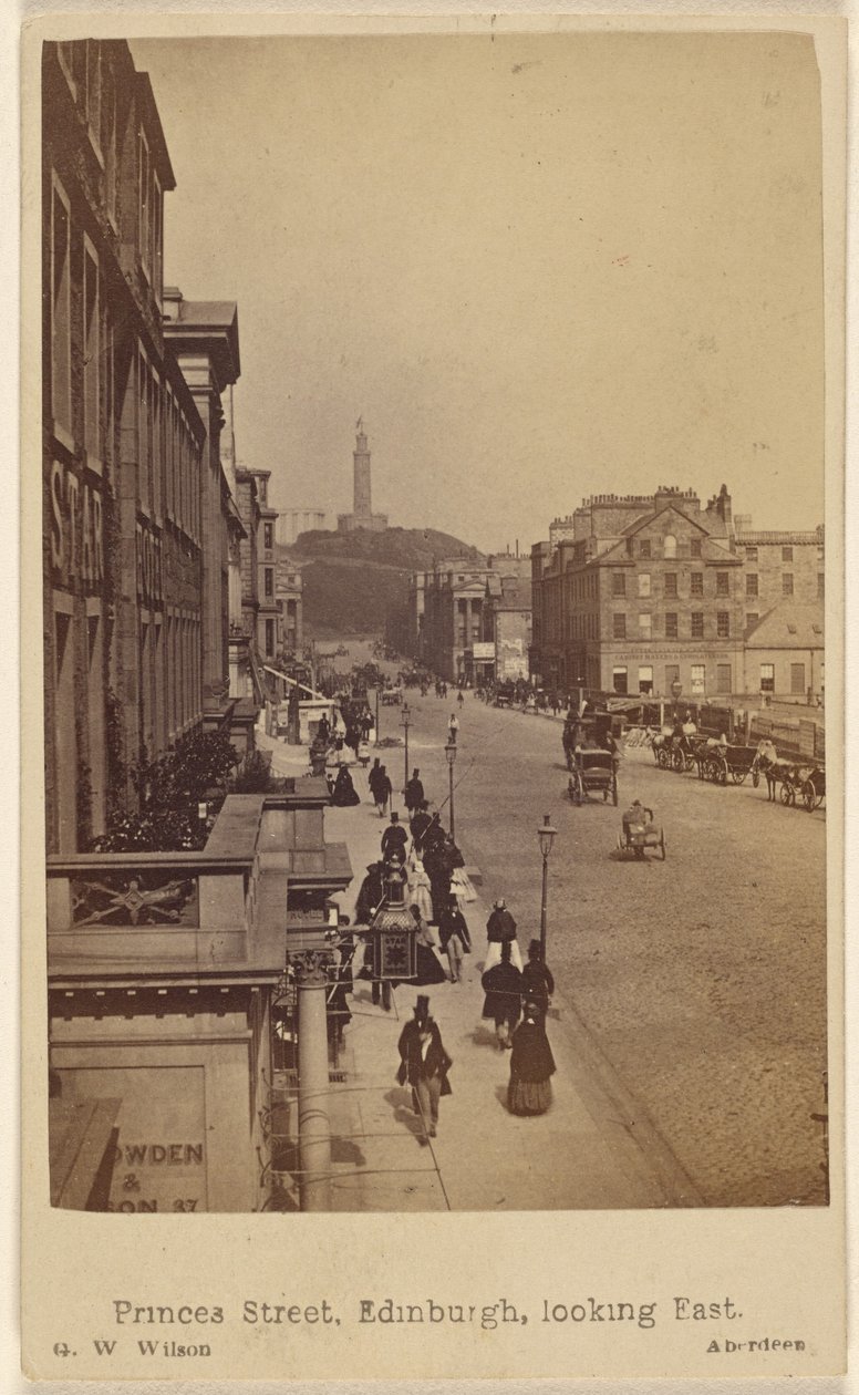 Princes Street, Edimbourg, à la recherche de l