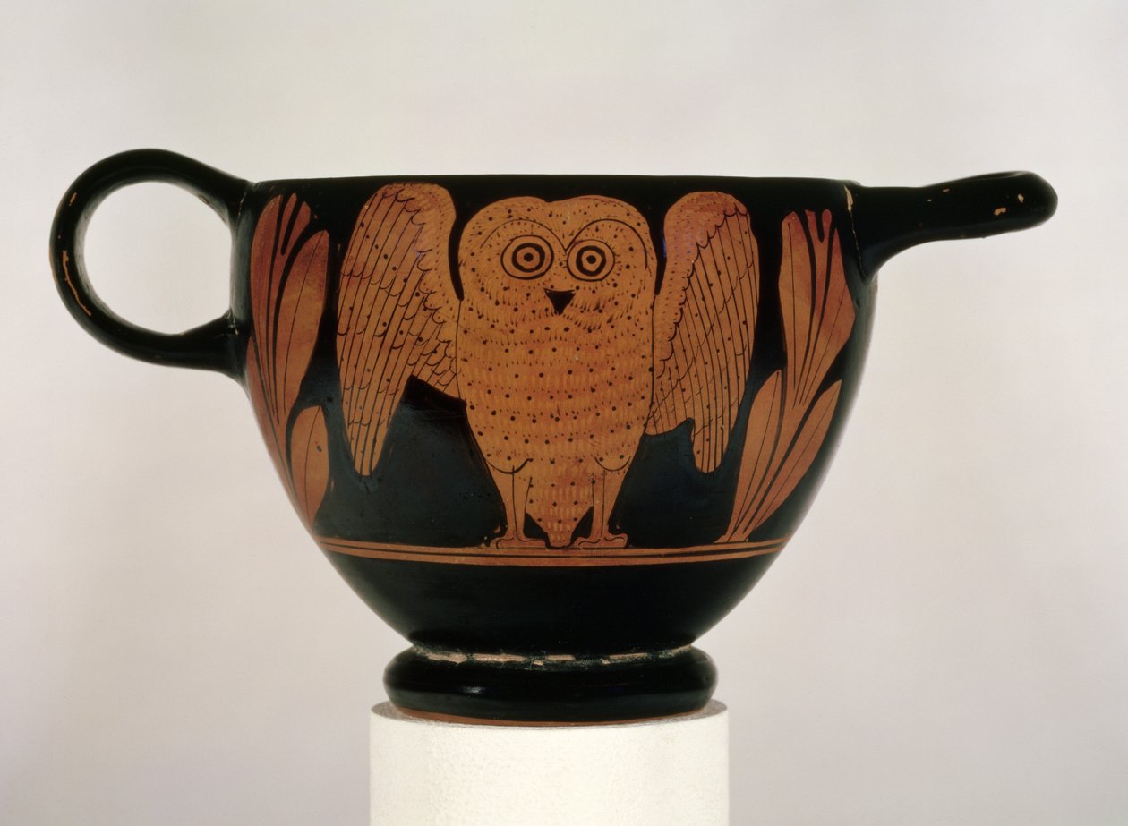 Skyphos à figures rouges attiques représentant une chouette aux ailes déployées - Greek