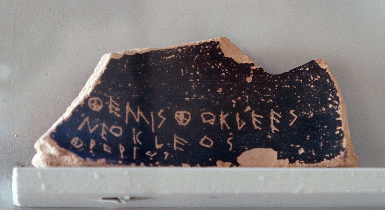 Ostrakon avec le nom de Thémistocle, c.472 av. J.-C. - Greek