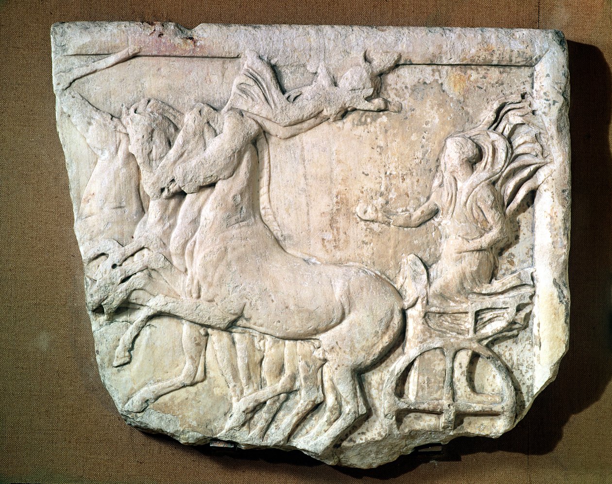 Relief votif commémorant une victoire dans la course de chars à quatre chevaux aux Jeux Panathénaïques - Greek