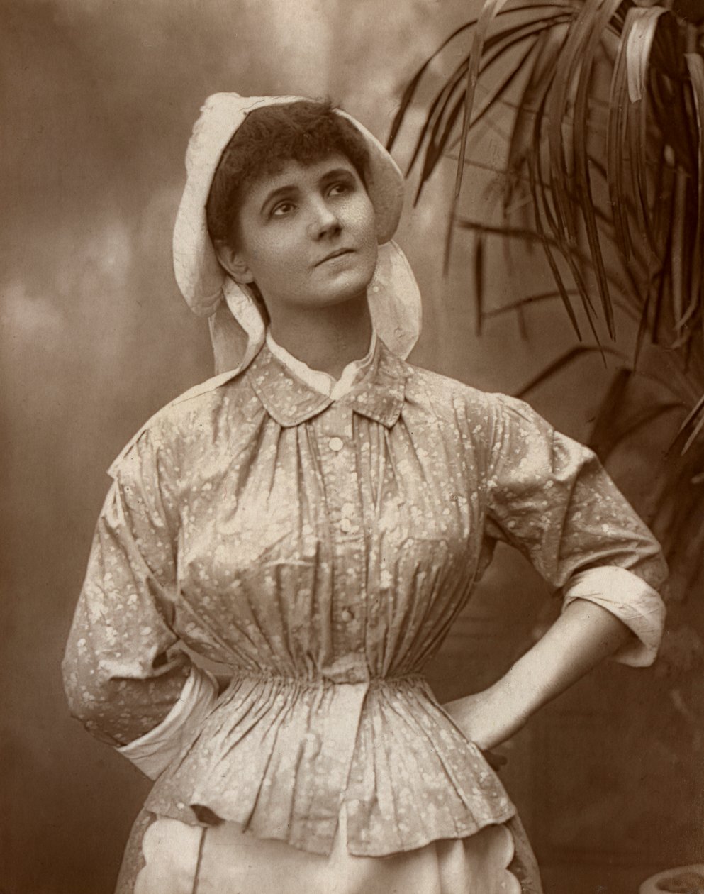 Agnes Hewitt, actrice britannique - HS Mandelssohn