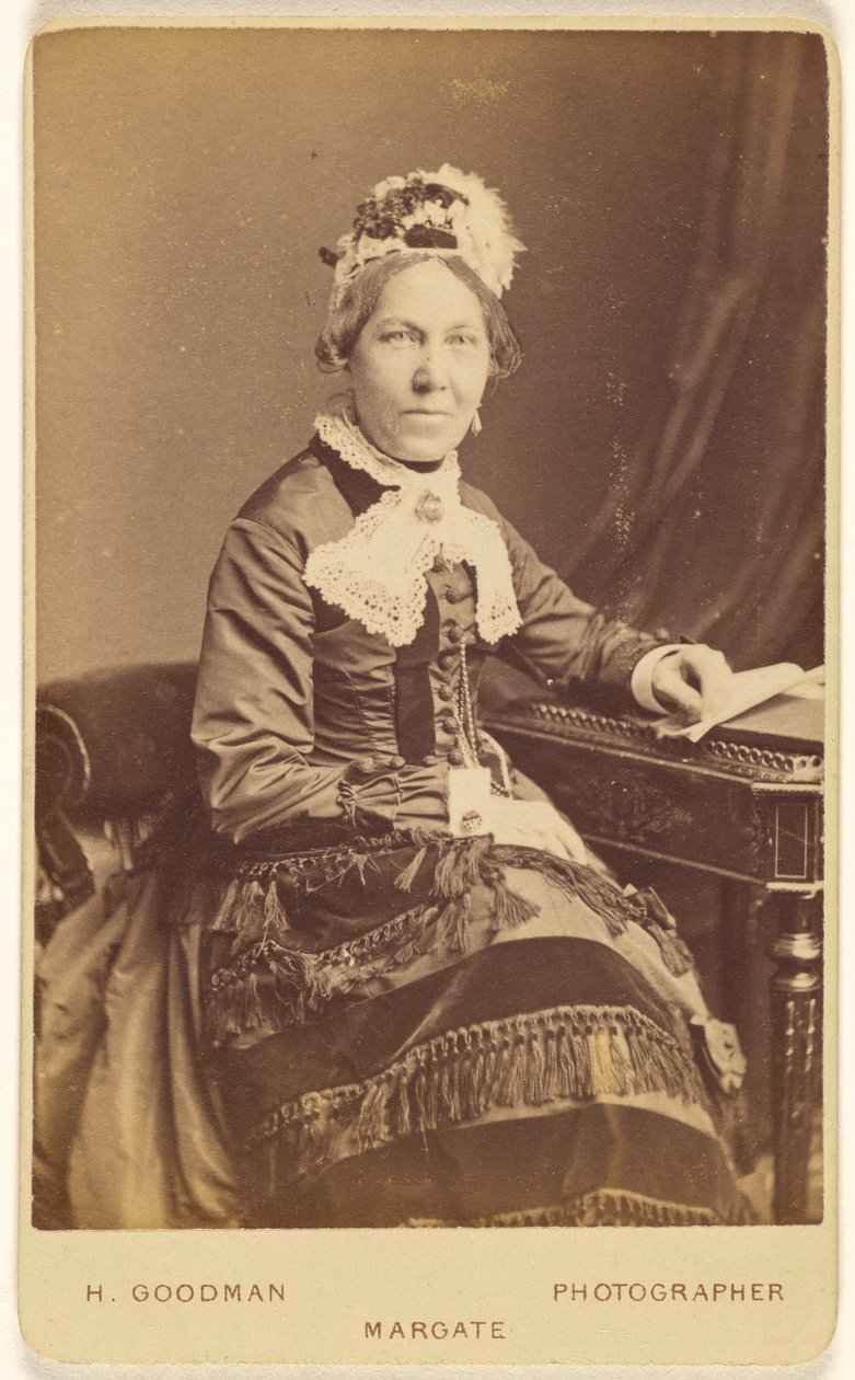 [Femme non identifiée, assise] - Henry Goodman