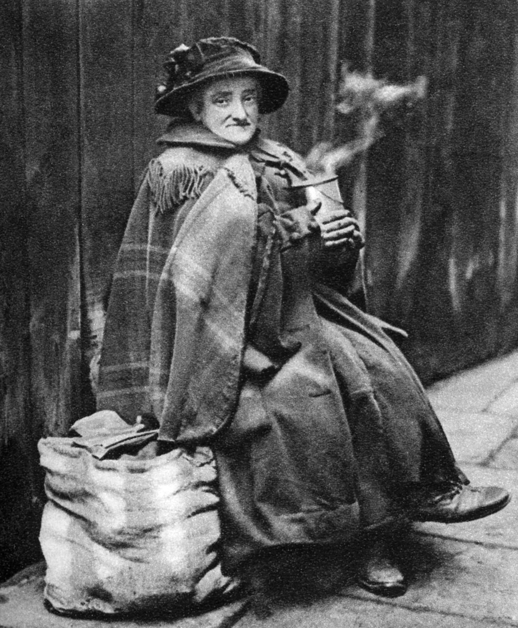 Vieille femme, derrière Fleet Street, Londres, 1926-1927 - Hoppe