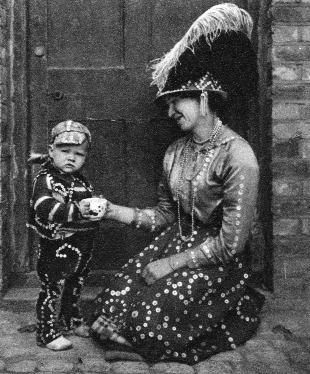 Reine et prince des perles, Londres, 1926-1927 - Hoppe