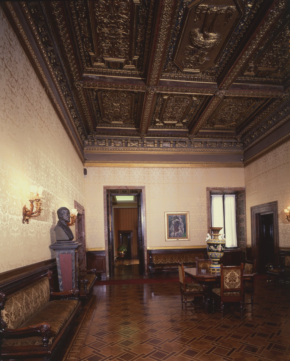 Salone - Italian School
