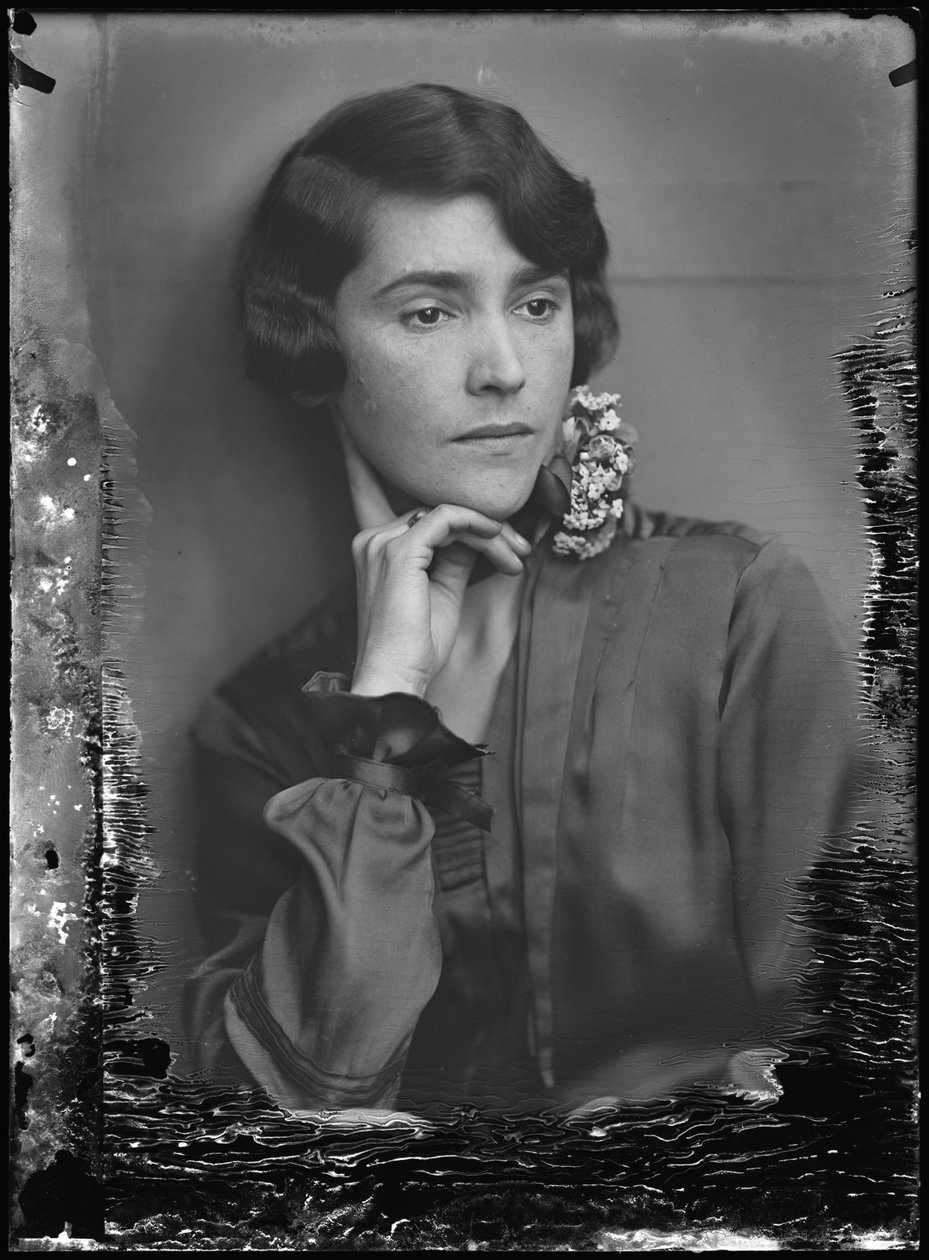 Annie Roland Holst-de Meester (1927) - Jacob Merkelbach