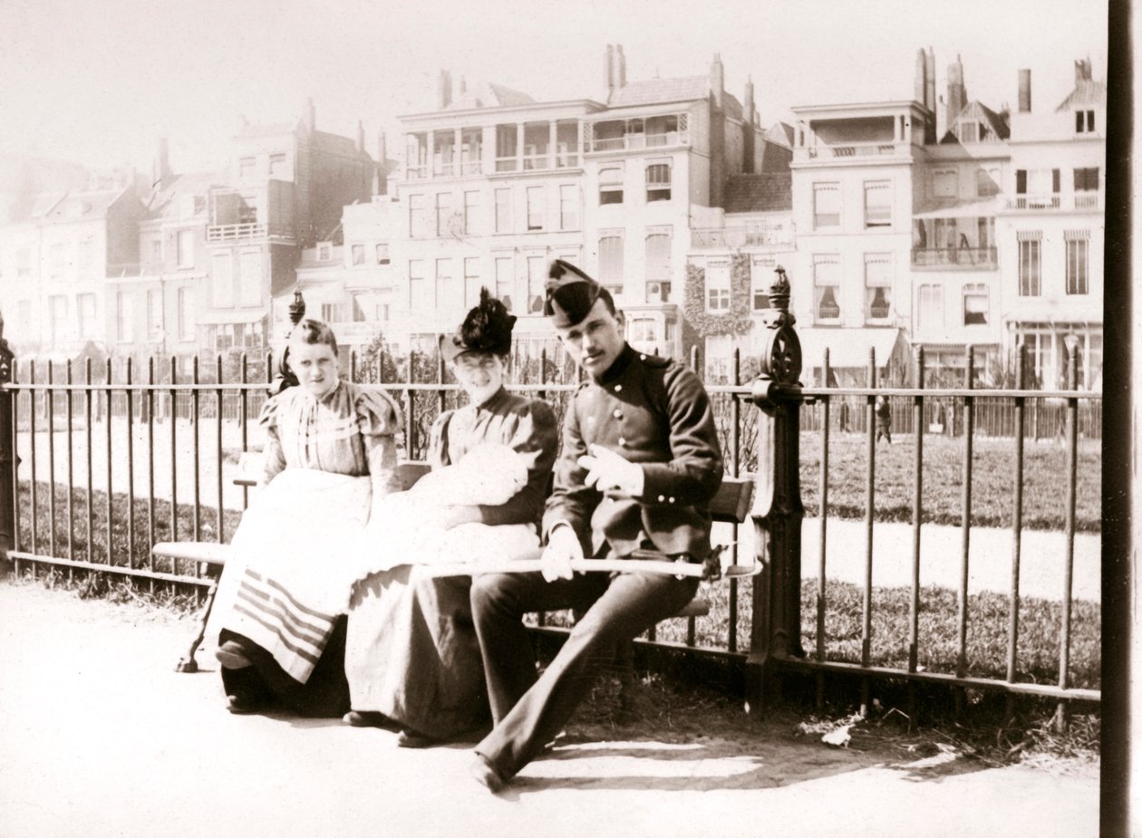 Personnes sur un banc, Rotterdam, 1898 - James Batkin