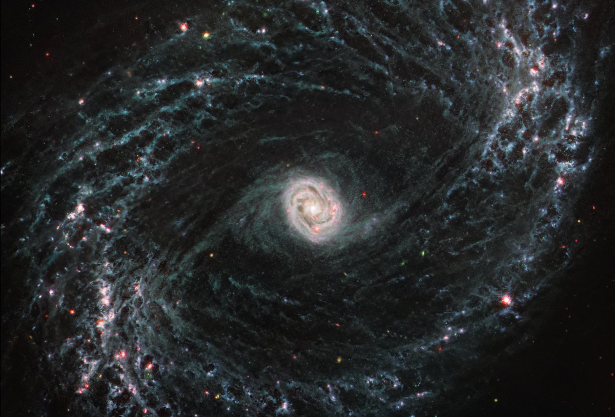 NGC 1433 - James Webb Space Telescope (NASA)