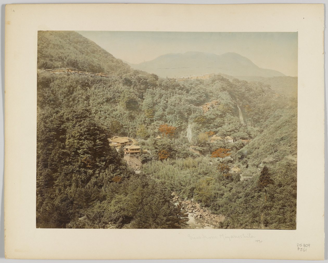 Vue de Miyanoshita, préfecture de Kanagawa, Japon - Japanese Photographer