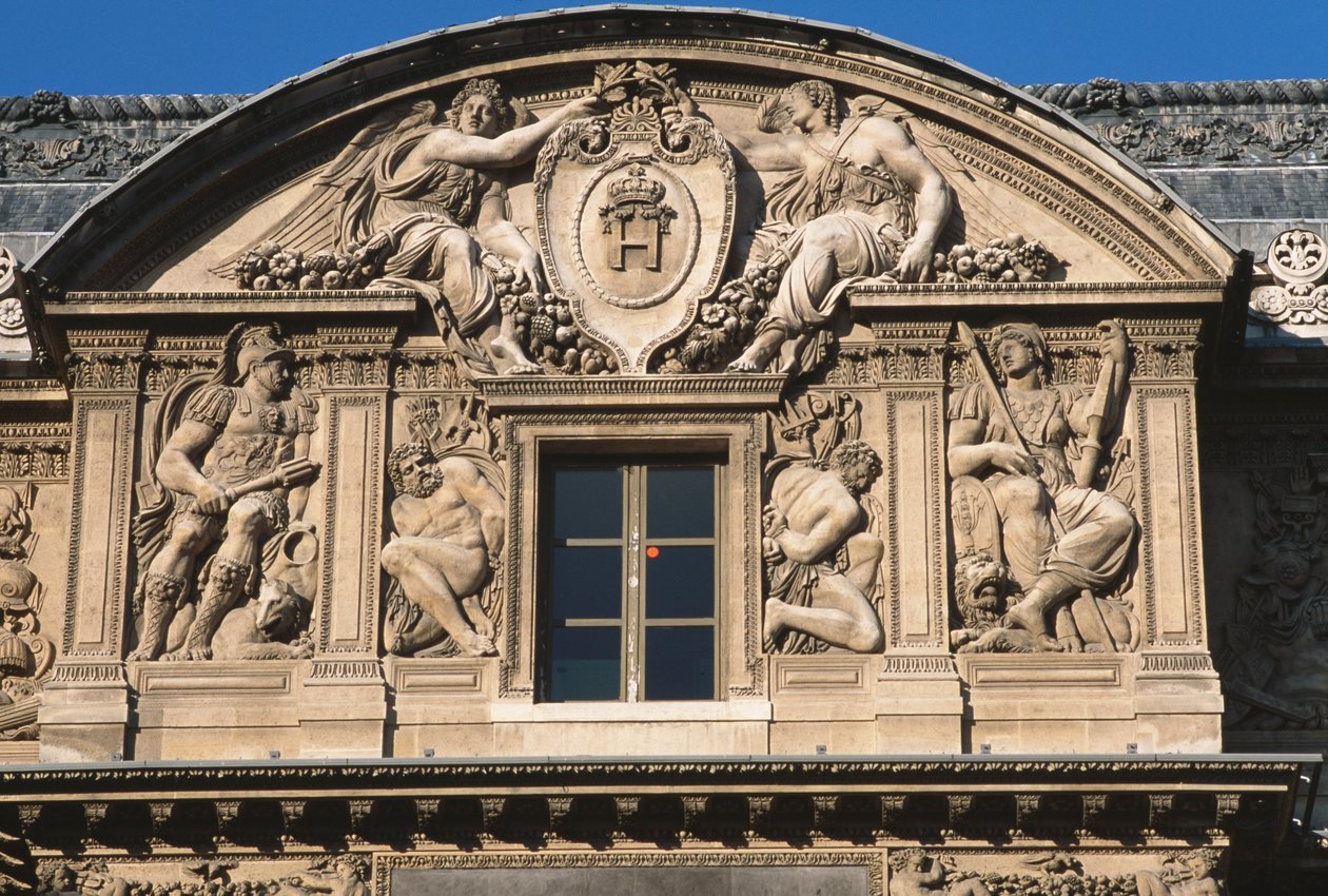 La Cour Carrée; aile Lescot, vue des combles - Jean Goujon