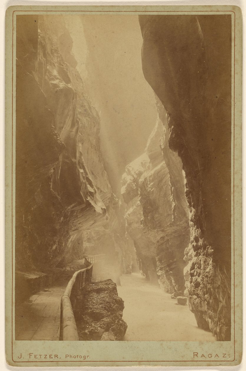 Source des bains de Pfaefers (Suisse). - John Fetzer