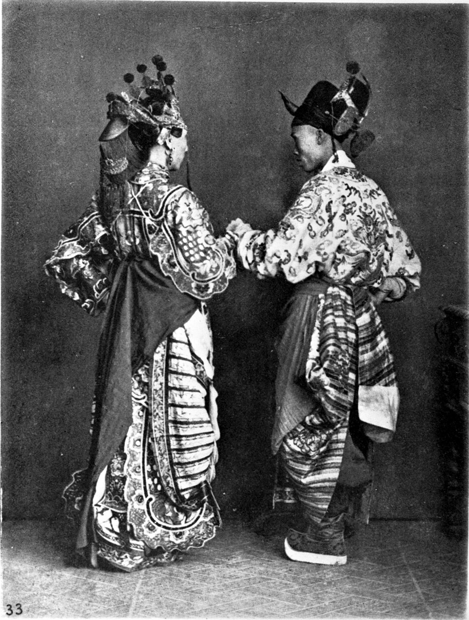 Chine, 2 acteurs (hommes) vers 1870 - John Thomson