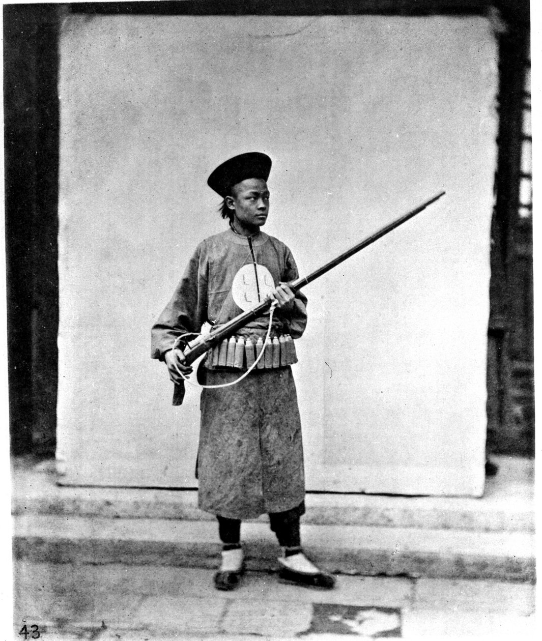 Chine, soldat, vers 1870 - John Thomson