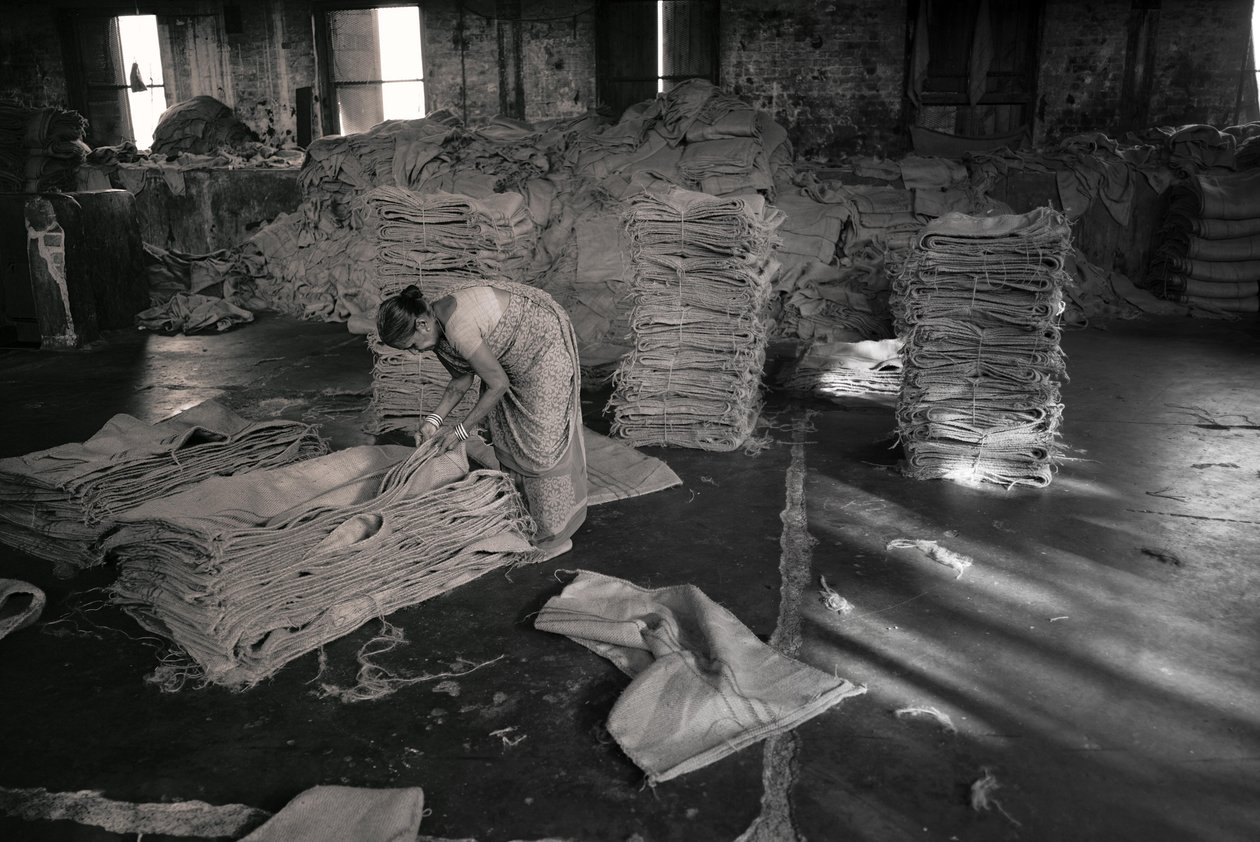 Usine de jute, Kolkata, Inde, 2017 (photo) - Jon Nicholson