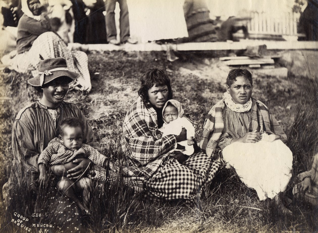 Groupe de Maoris, Mercer, c.1895 (tirage albuminé) - Josiah Martin