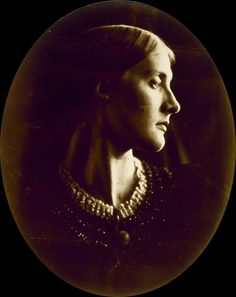 Mme Herbert Duckworth (1846-1895), née Julia Prinsep Jackson, plus tard Mme Julia Stephen, mère de... - Julia Margaret Cameron