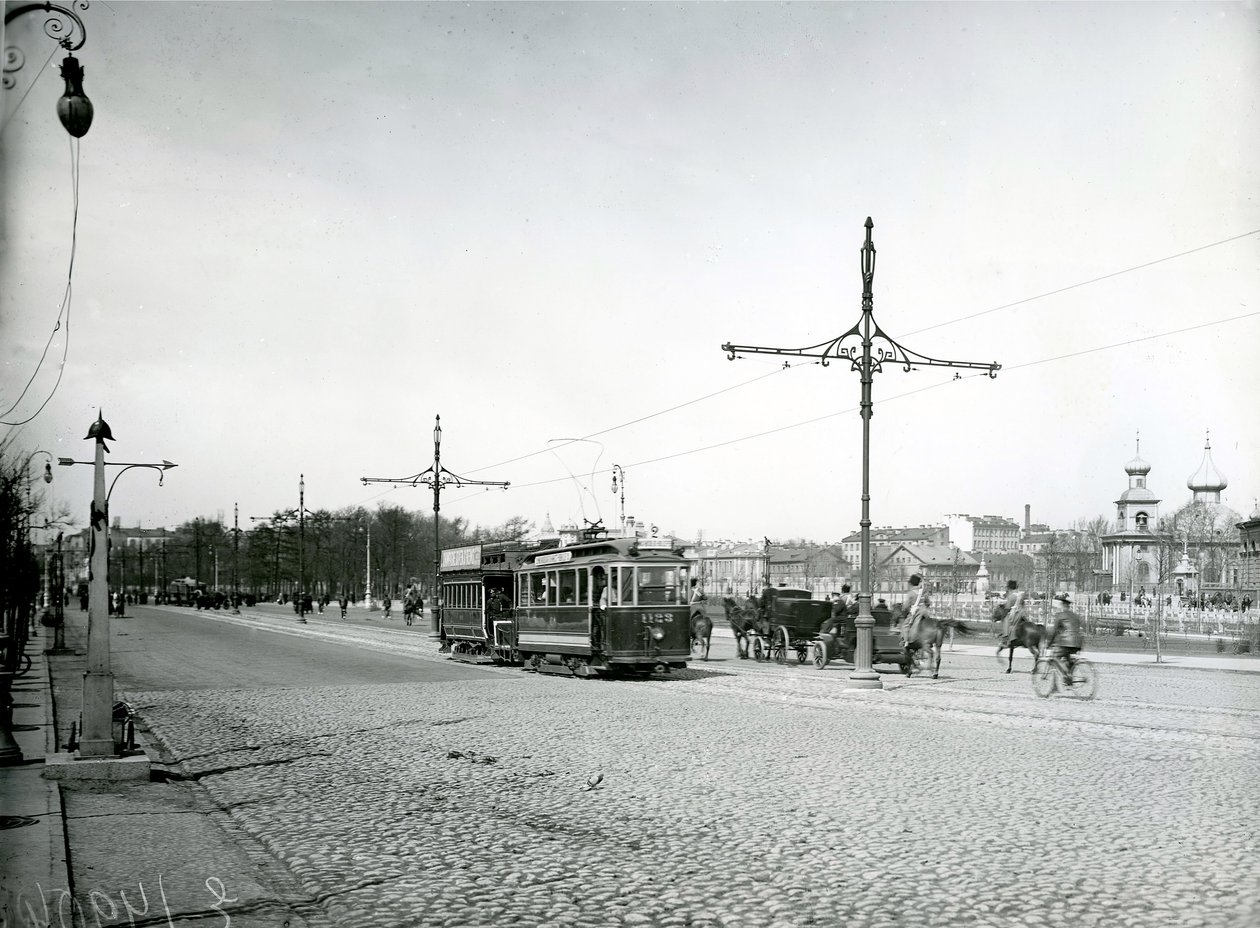 Trams électriques à Saint-Pétersbourg, c.1910 - Karl Karlovich Bulla