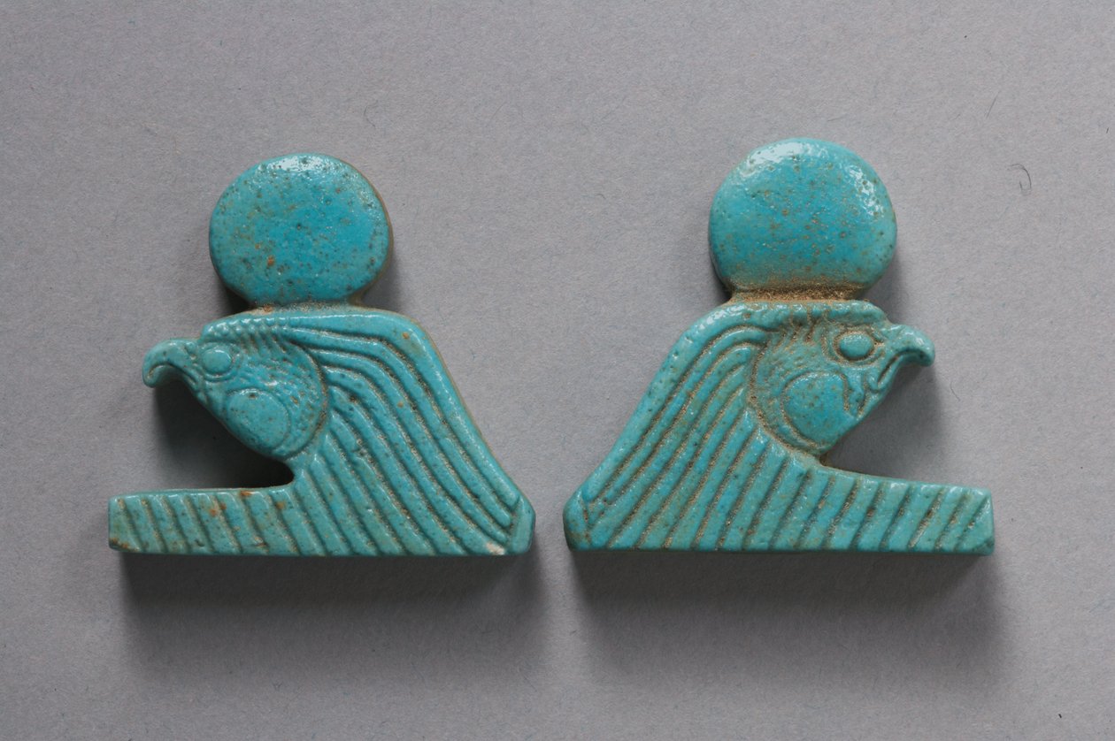 Terminaisons de collier à tête de faucon - Late Period Egyptian