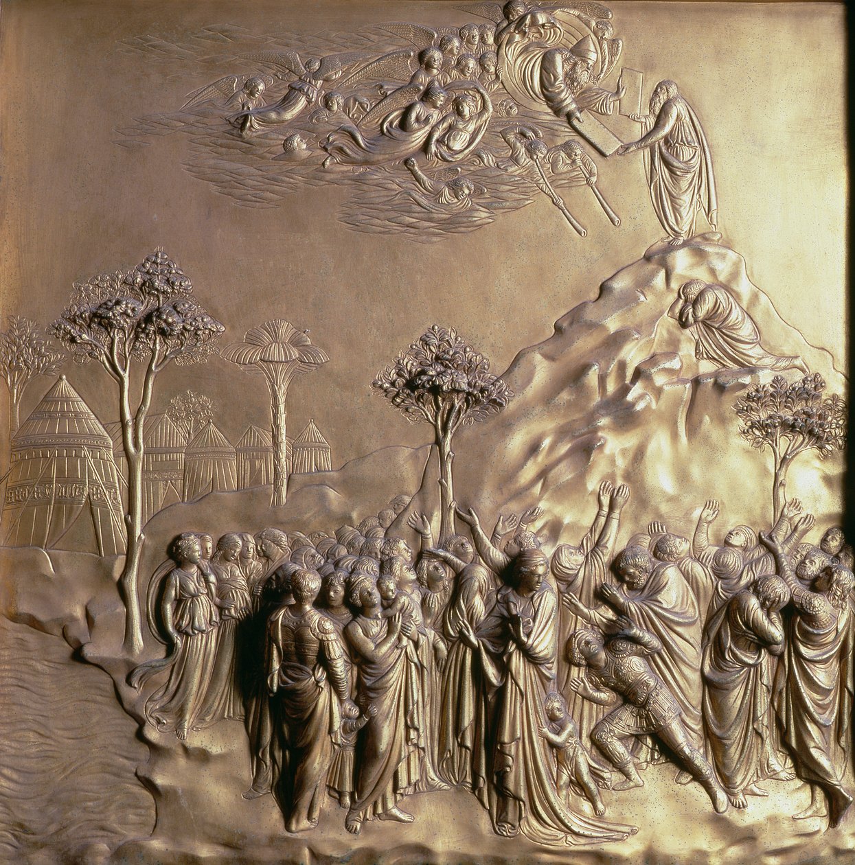Moïse recevant les Tables de la Loi, un des dix panneaux en relief des Portes du Paradis (portes Est), 1425-52 (bronze doré) - Lorenzo Ghiberti