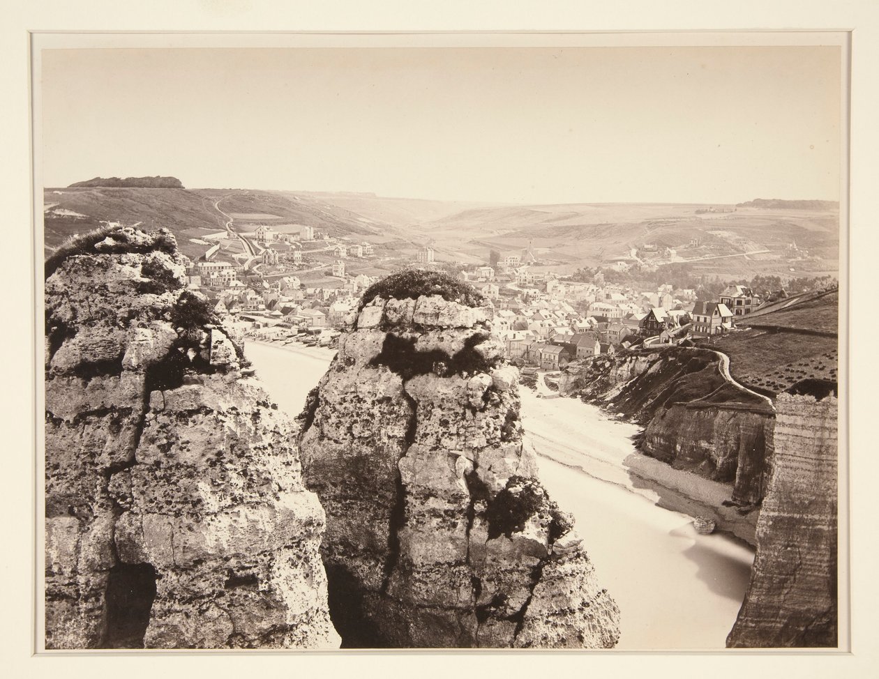 Étretat - Louis Alphonse Davanne
