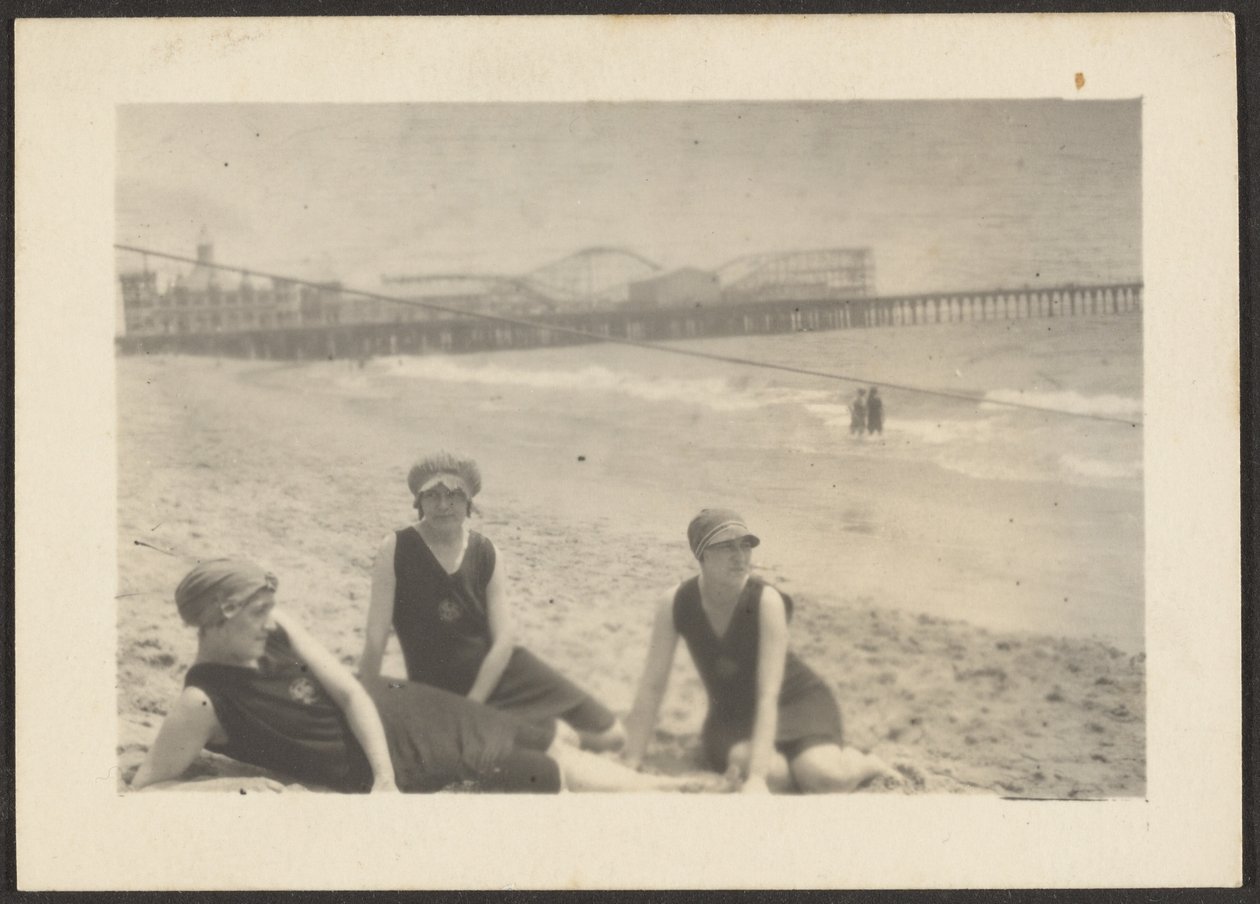 [Figures sur la plage près de la jetée de Santa Monica] - Louis Fleckenstein