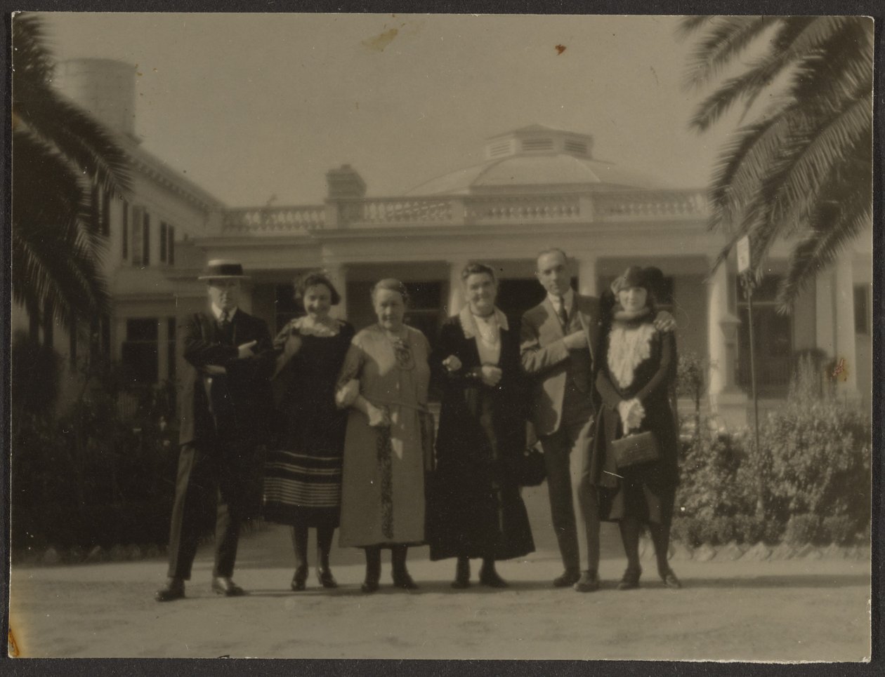 [Portrait de groupe à l