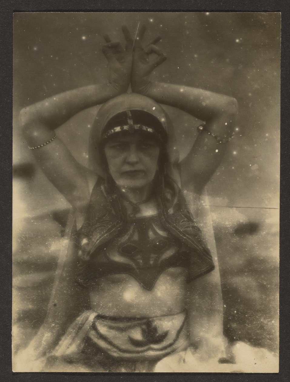 [Nautch Girl] - Louis Fleckenstein