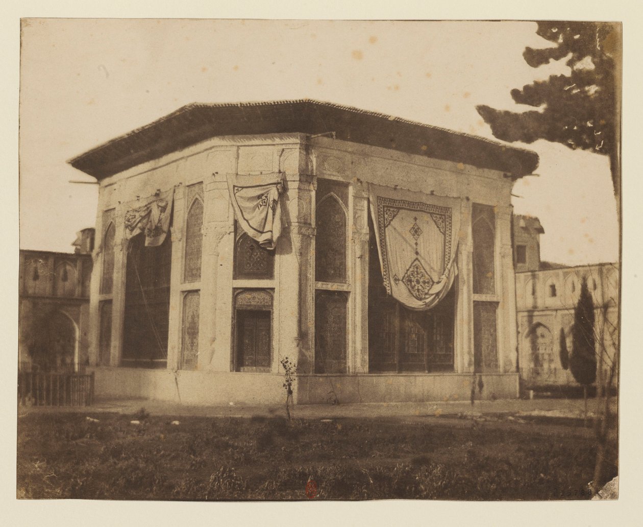 Téhéran. Un pavillon du Palais - Luigi Pesce