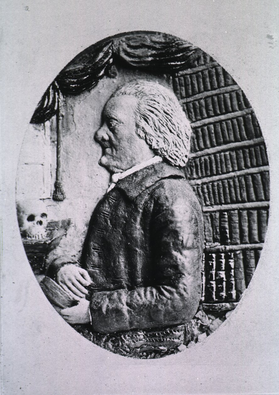 Montrant des étagères de bibliothèque et un crâne - M.D. Van Eokhout