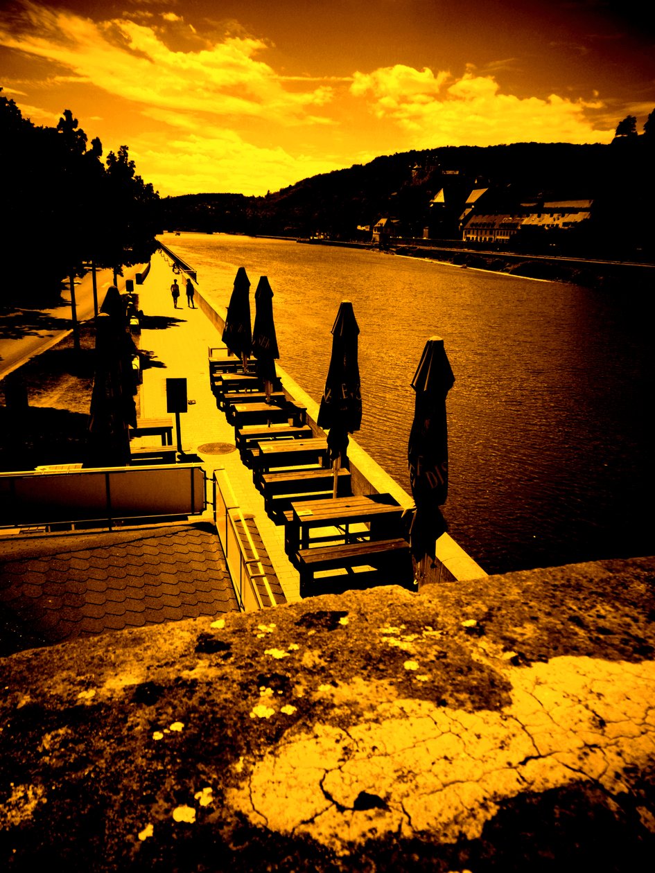 Près du vieux pont du Main à Wurtzbourg - Martina Konitzky