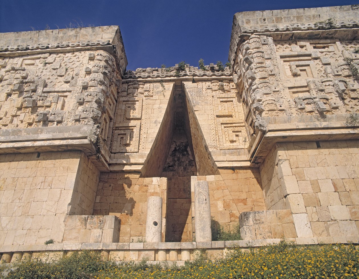 Vue extérieure du Palais du Gouverneur - Mayan