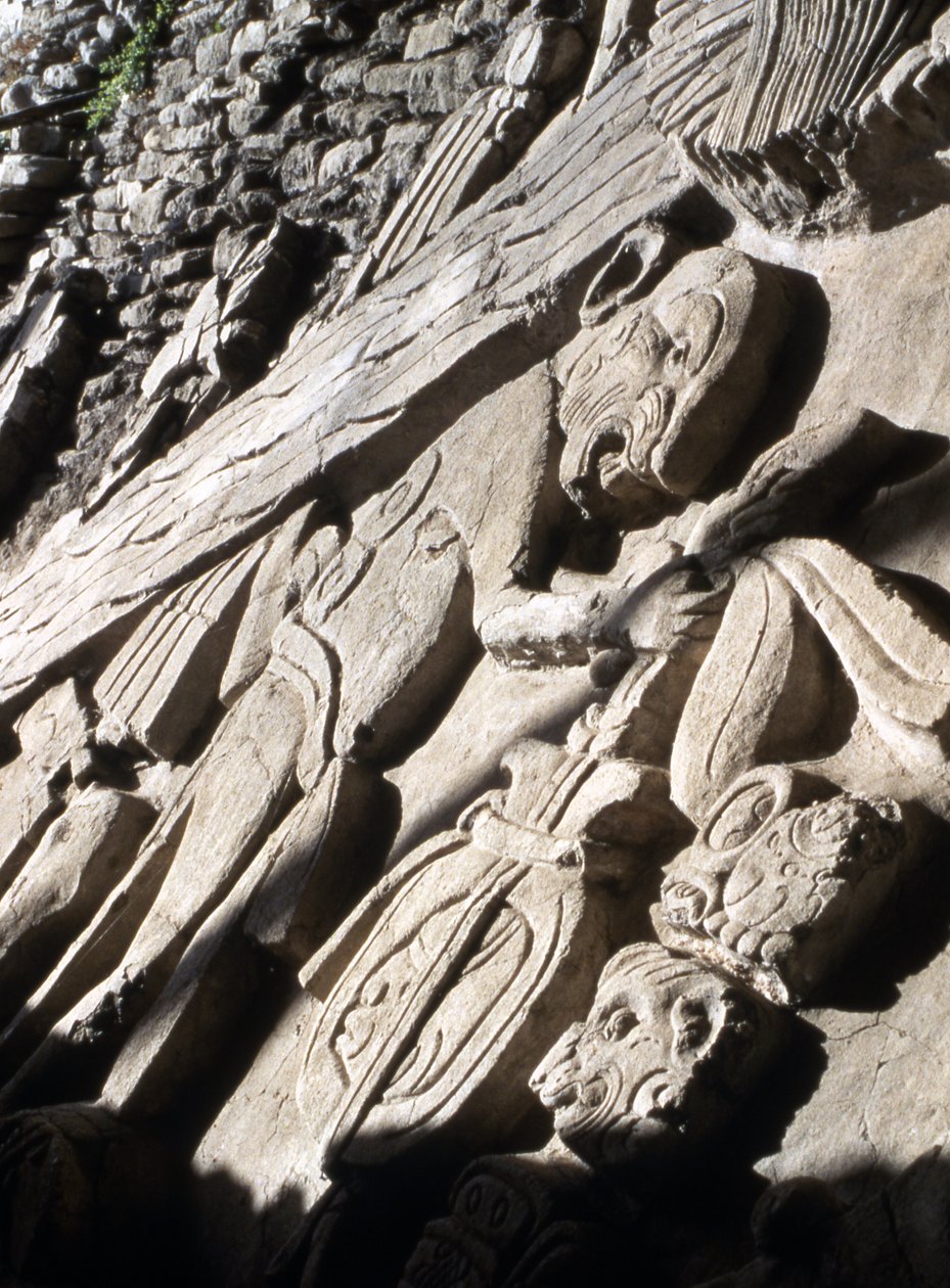 Relief sur une pyramide, période classique tardive (600-900 après J.-C.) - Mayan