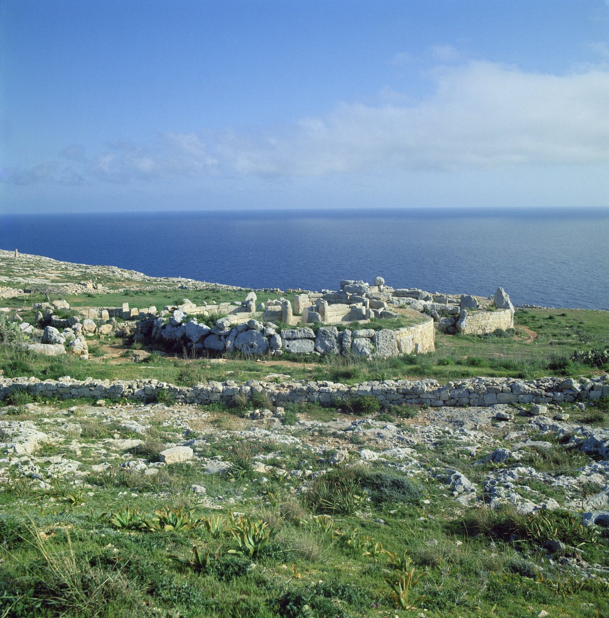 Site du temple mégalithique, c.30000-c.25000 av. J.-C. - Megalithic