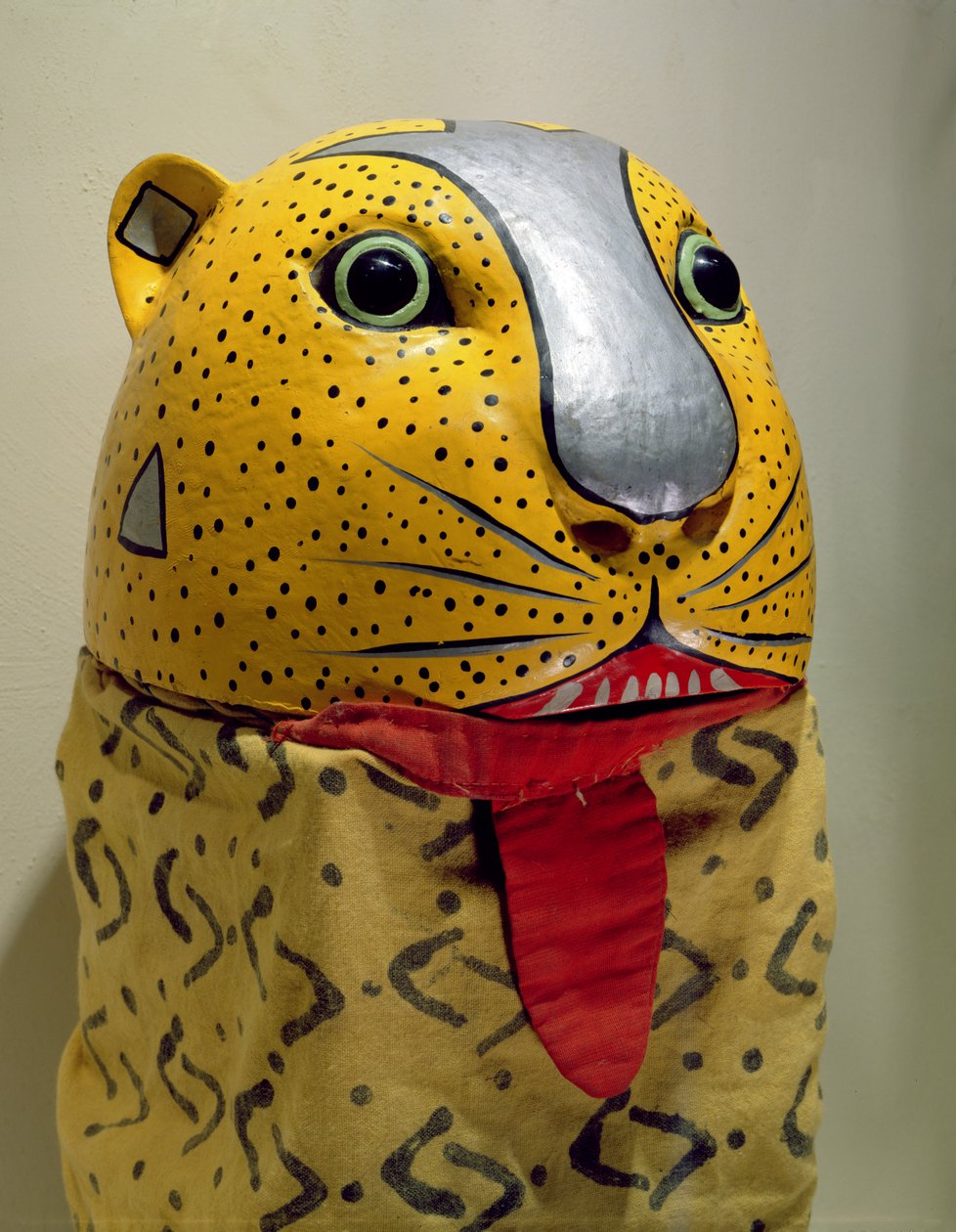 Masque de jaguar (bois peint et tissu) - Mexican School