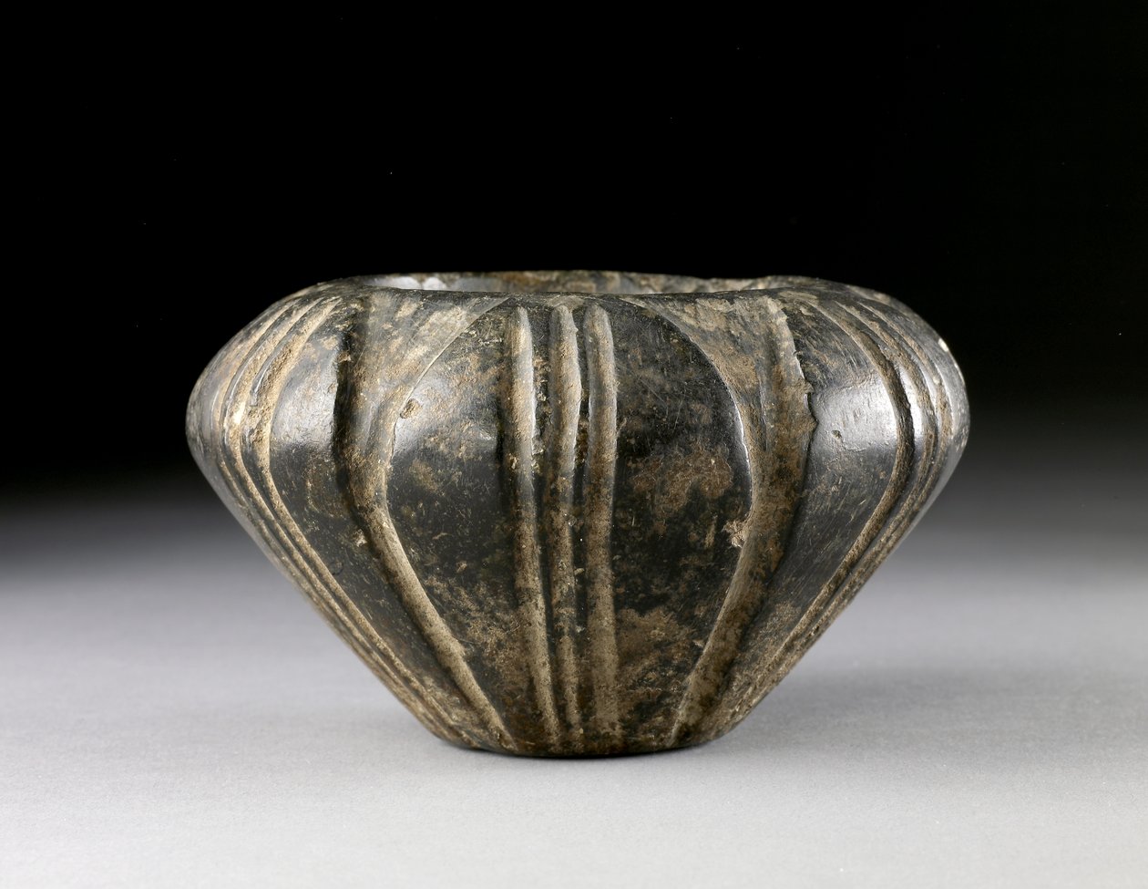 Bol à fleurs de Knossos, fin minoen, c.1500 av. J.-C. - Minoan