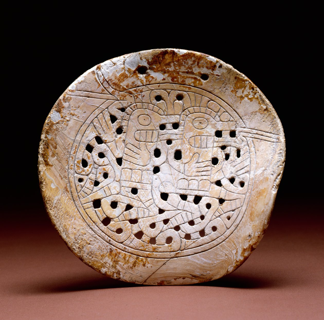 Gorget en coquillage, Phase Dallas, 1300-1500 - Mississippian culture