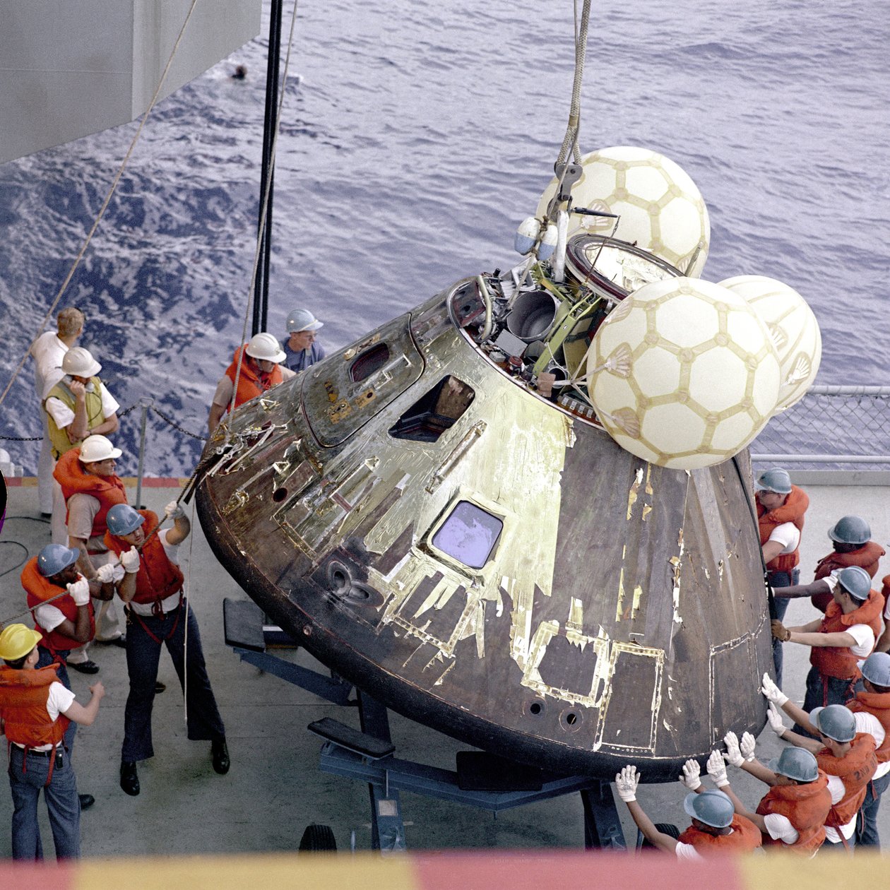 Apollo 13 - NASA, 1970 - NASA Images