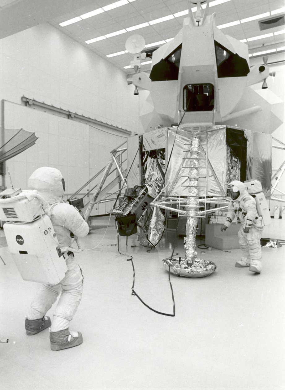Apollo 13 - NASA, 1970 - NASA Images