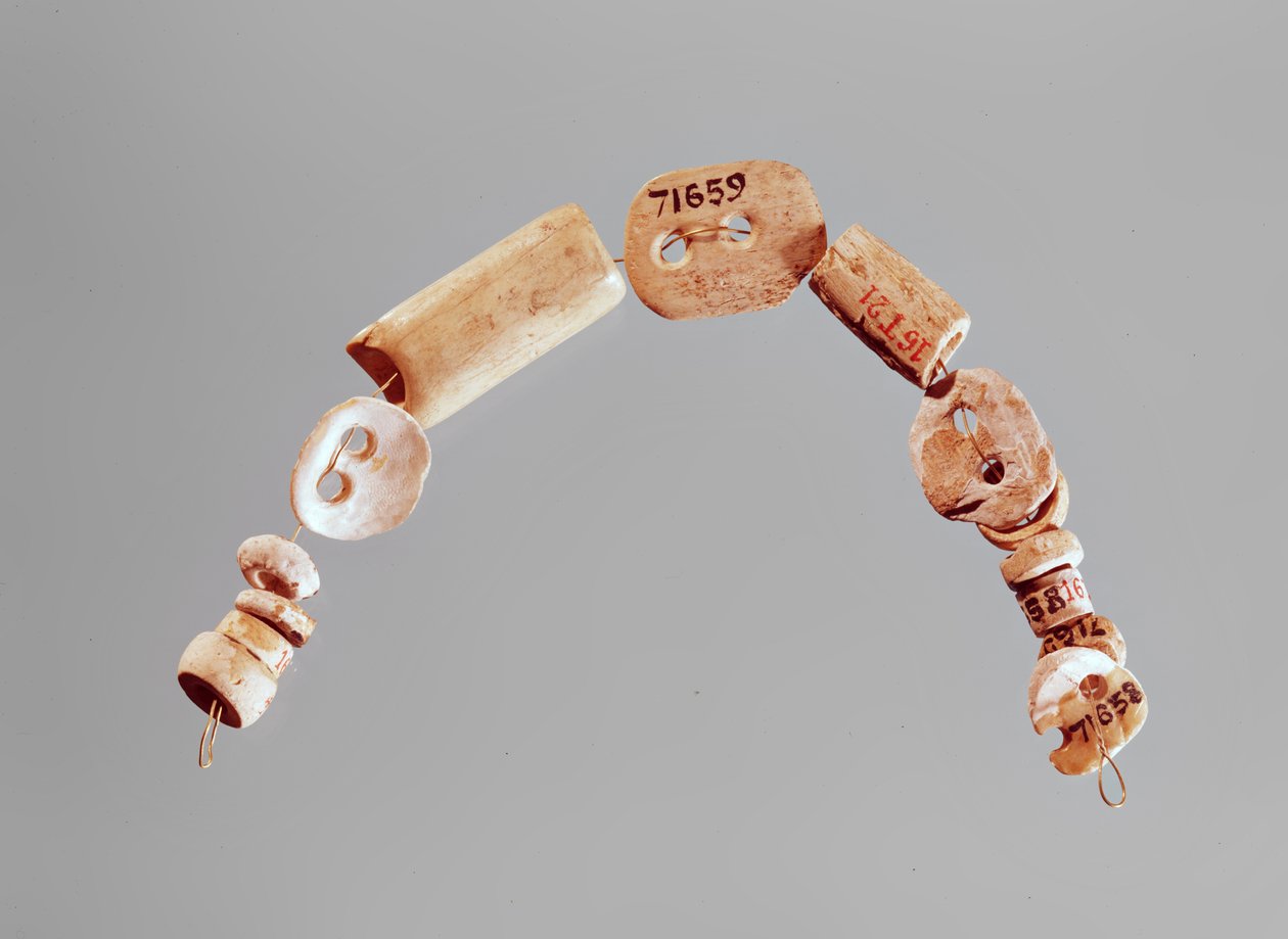 Collier ou bracelet, Culture Seine-Oise-Marne, 2800-2000 av. J.-C. - Neolithic