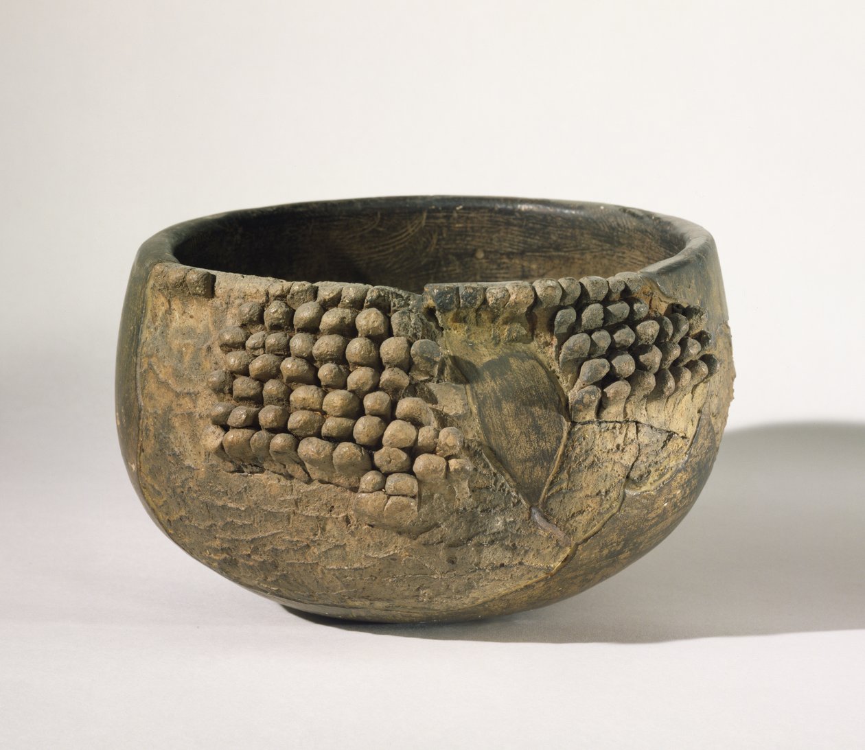 Vase, de Bretagne - Neolithic