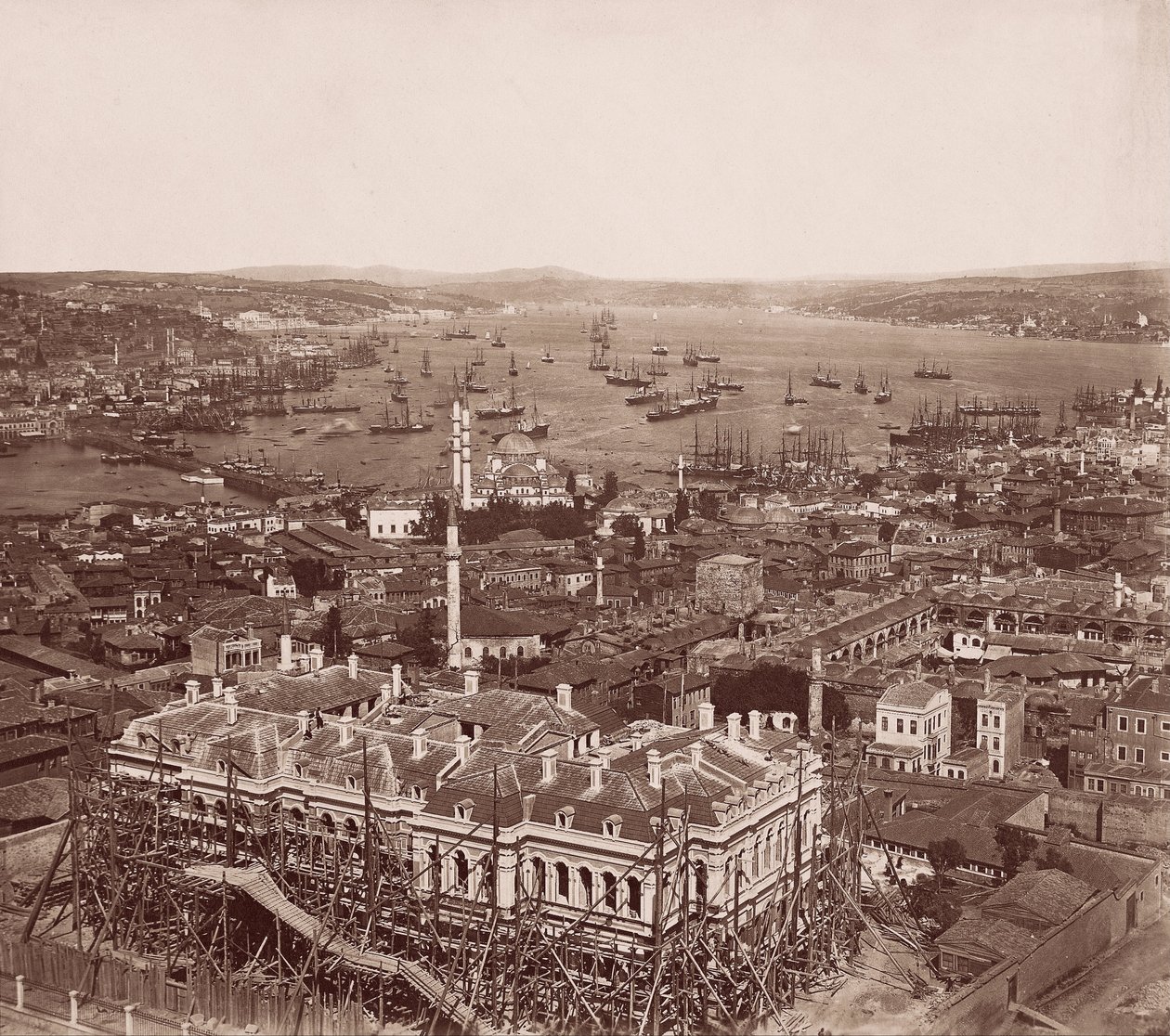 Le Bosphore depuis la tour de Beyazd - J. Pascal Sebah