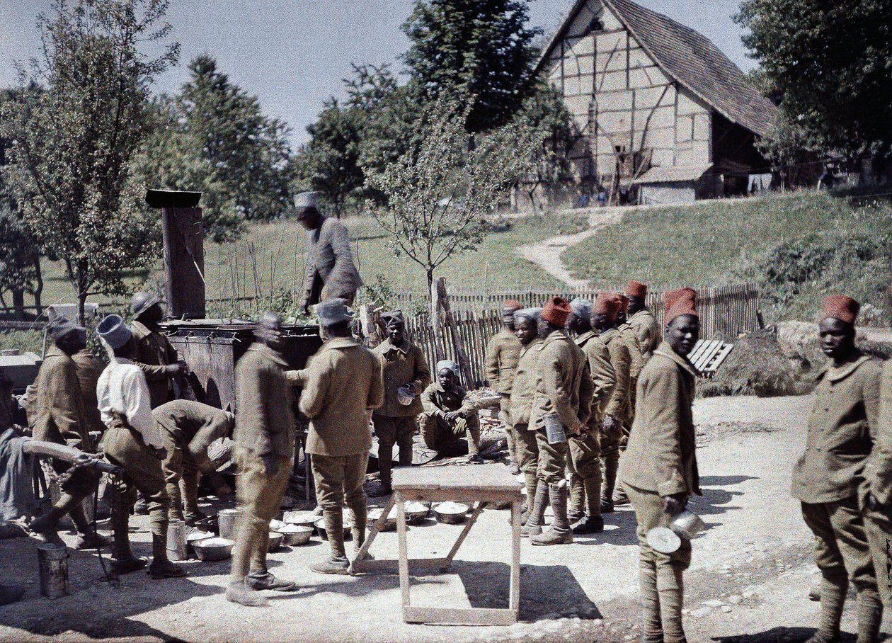 Un groupe de soldats sénégalais servant dans l