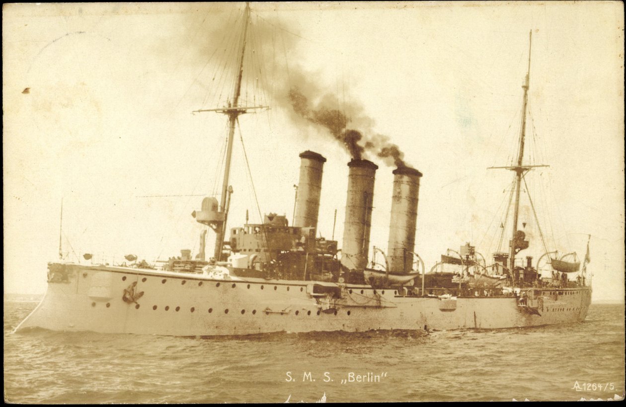 Photo de navires de guerre Allemagne, S. M. S. Berlin - Photographer German