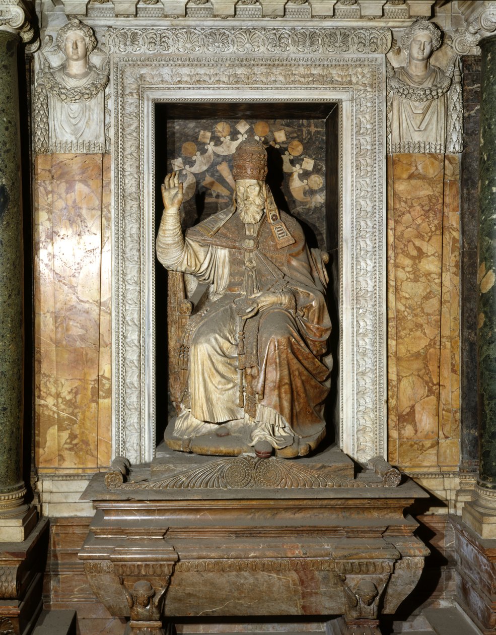 Tombeau du pape Paul IV, chapelle Carafa, Santa Maria sopra Minerva, Rome, vers 1559 - Piero Ligorio