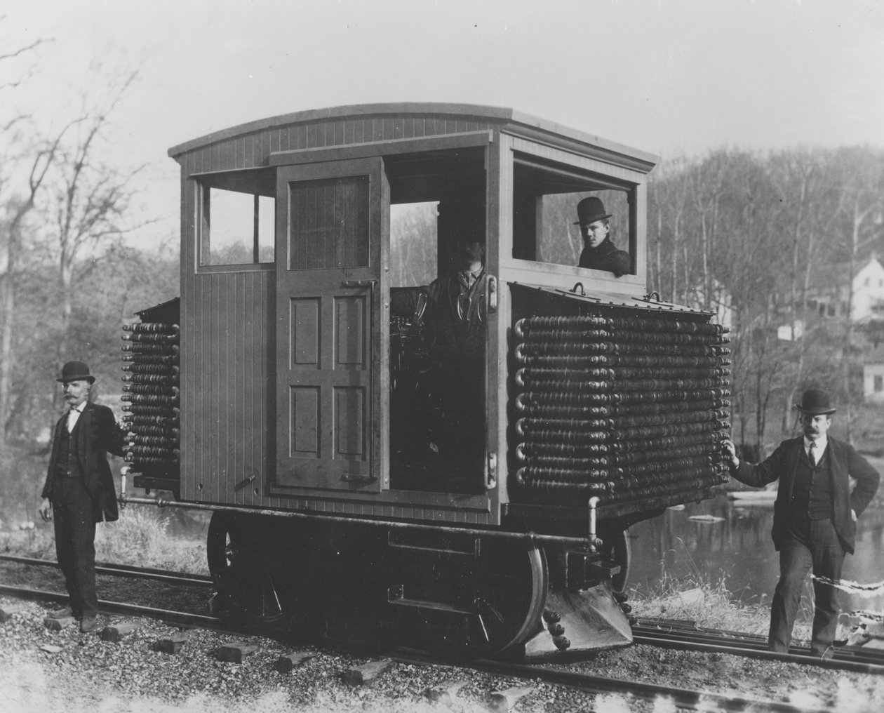 Machine à vapeur conçue par M. Alfred I. du Pont, 1905 - Pierre A. Gentieu