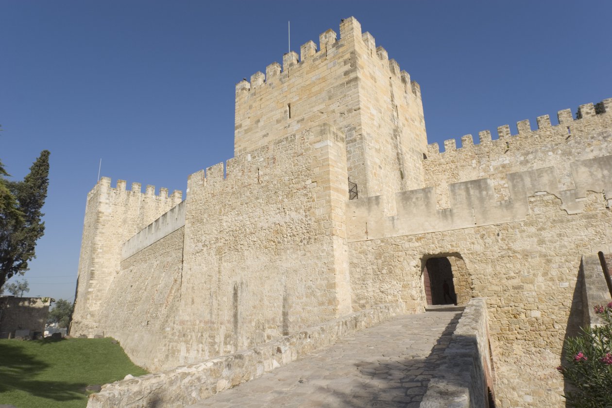 Vue extérieure du château - Portuguese School